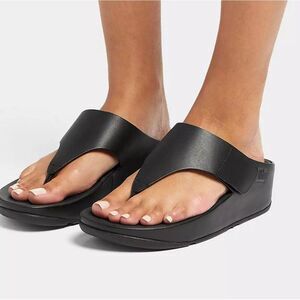 NIB Fitflop SHUV Adjustable Leather Toe-Post Sandals